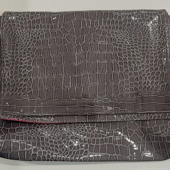 Vince Camuto Gray Crocodile-Embossed Clutch - Picture 1 of 2